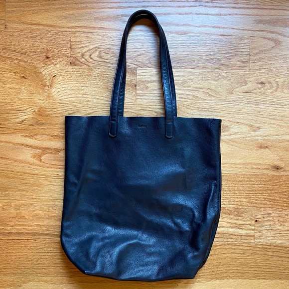 BAGGU Handbags - BAGGU Midnight Blue Leather Tote
